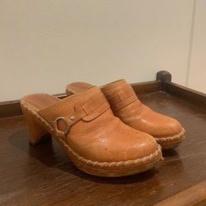 VINTAGE FRYE "CHARLOTTE" MULE - Size 7